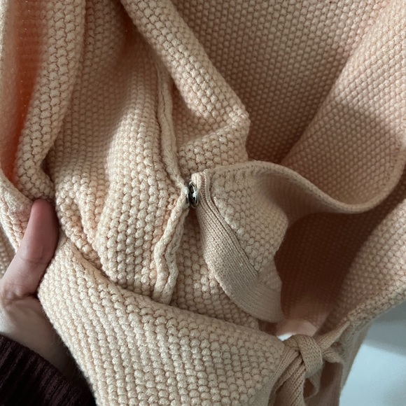Tularosa sweater small revolve destiny peach - Picture 9 of 11